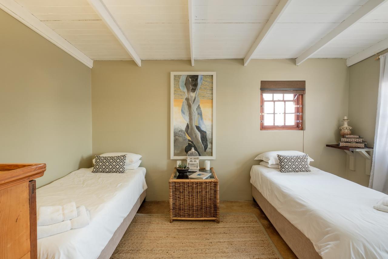 Smugglers' Bnb Paternoster Exteriör bild