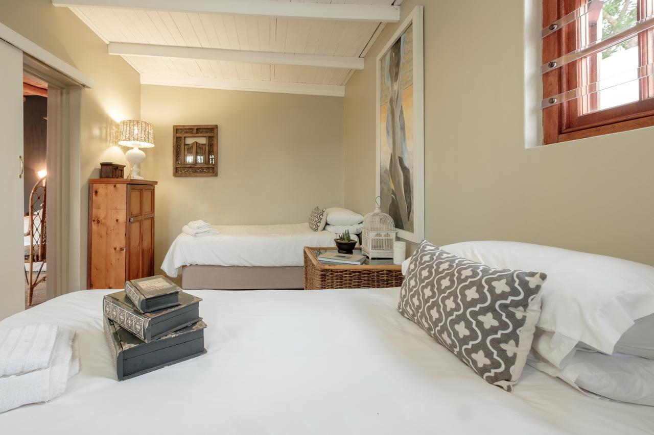 Smugglers' Bnb Paternoster Exteriör bild