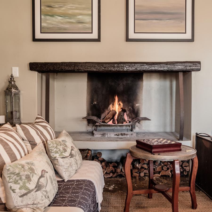 Smugglers' Bnb Paternoster Exteriör bild