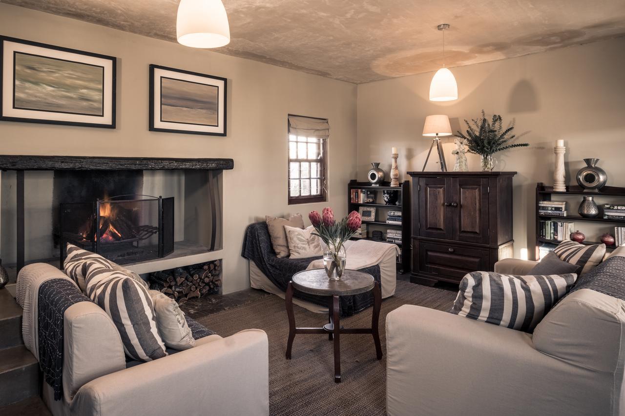 Smugglers' Bnb Paternoster Exteriör bild